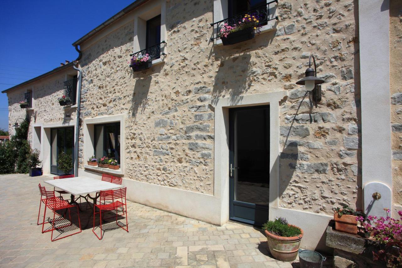 Maison D'Hotes Les Rainettes Breuillet  Екстериор снимка